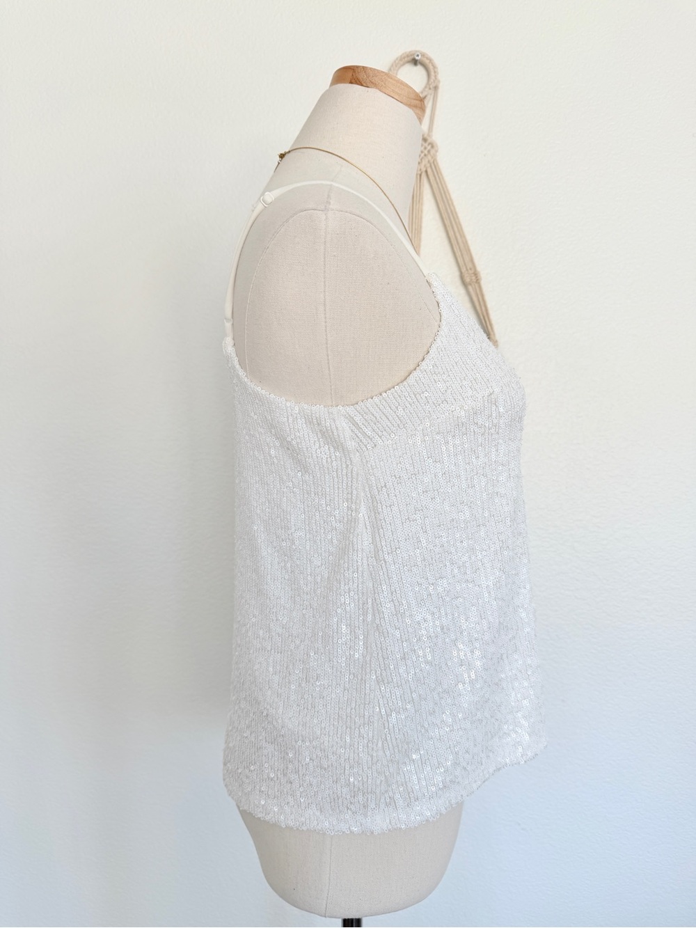 🤍 EXPRESS White Sparkly Sequin Cami Tank Top XS - Picture 3 of 12
